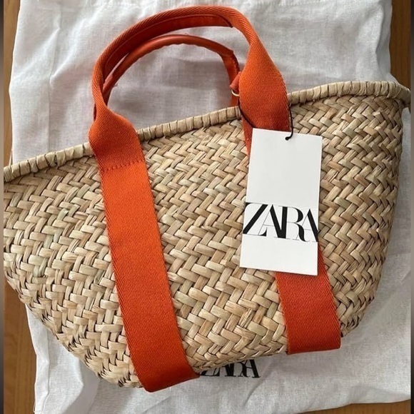 Zara Handbags - ZARA Raffia Basket Bag 6111/110